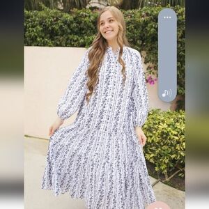 Dainty Jewells Elegant Navy and White Floral Dress